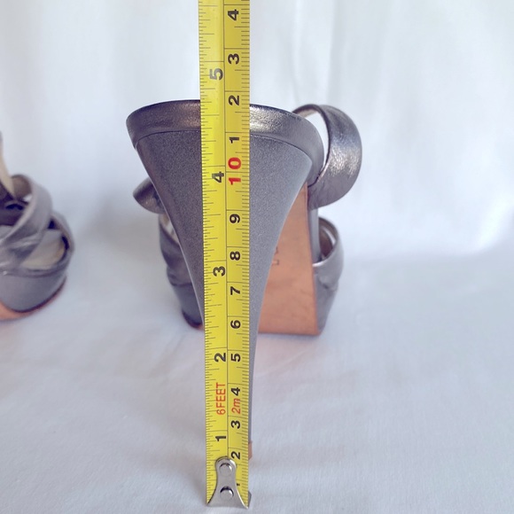 Beautiful Via Spiga Silver Leather Ankle Strap High Heels Sandals 9M “Vero Cuoio - Picture 8 of 12